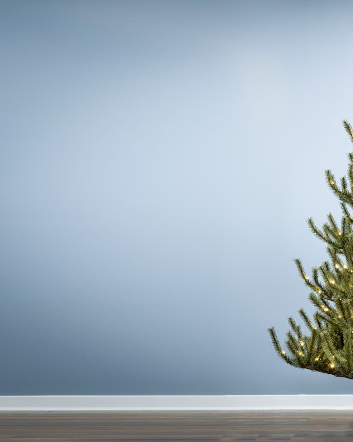 The Pre-lit Matterhorn Pine - Warm White (5ft to 8ft) - Image 2